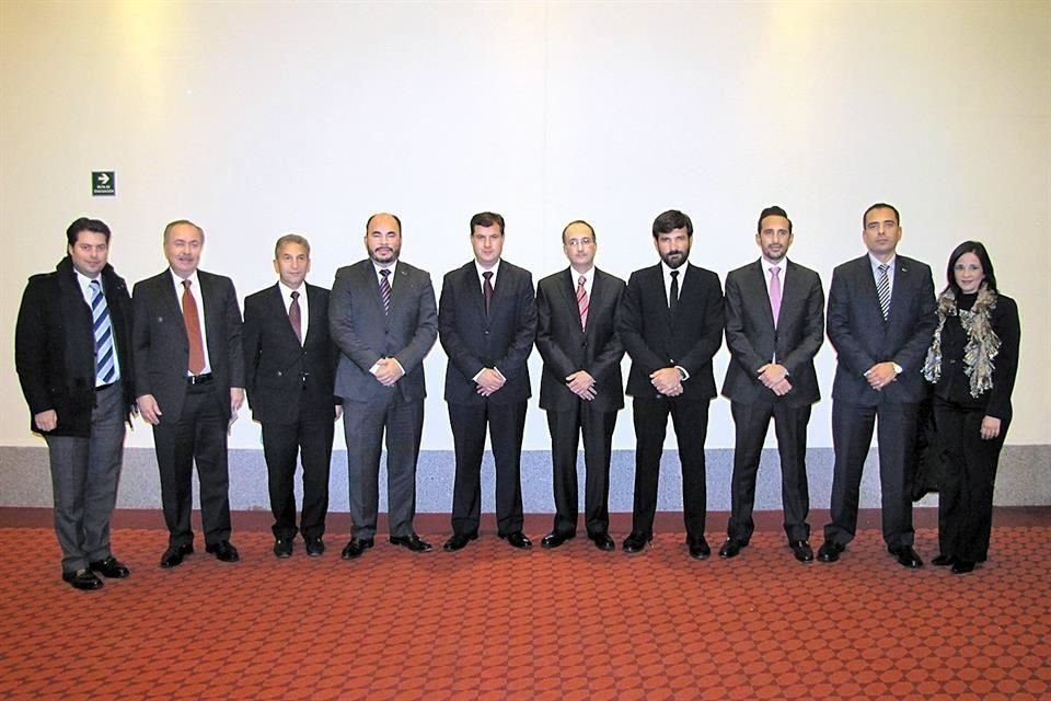 Reunión de consejo Index con autoridades federales.