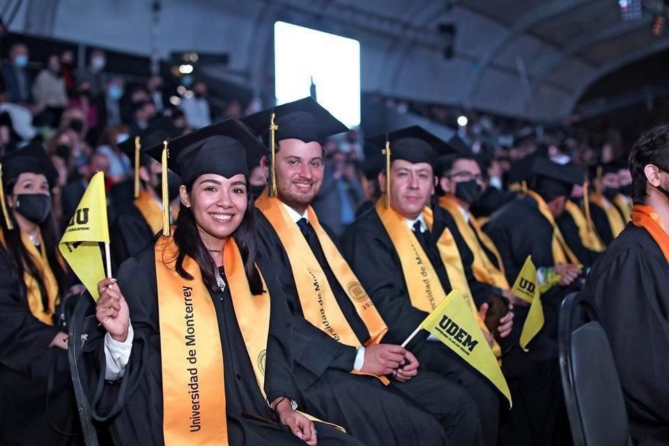 Un total de mil 82 egresadas y egresados de la Universidad de Monterrey en este semestre Otoño 2021 celebraron durante un día el Commencement UDEM.