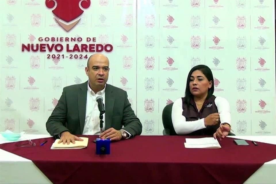 Juan Ángel Martínez Salazar, Secretario del Ayuntamiento de Nuevo Laredo, y Leticia Yazmín Meneses Camino, Secretaria de Bienestar Social del municipio, detallaron el pleito legal que emprenderán.