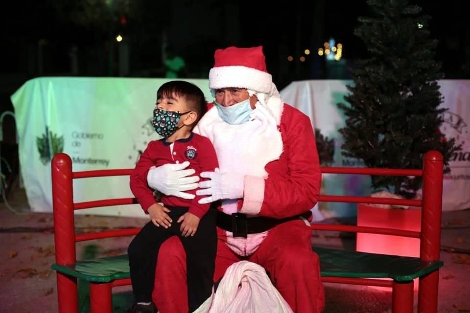 Ciudadanos señalaron que el año pasado tuvieron que festejar Navidad por separado.