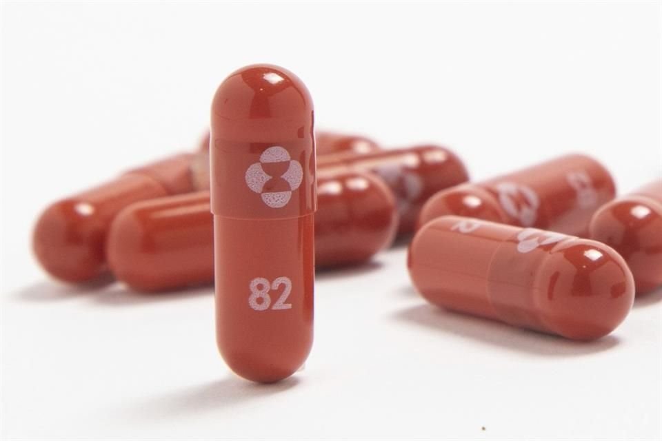 La Cofepris autorizó para uso de emergencia el tratamiento oral de Molnupiravir, de Merck, para atender a pacientes con Covid leve o moderado.