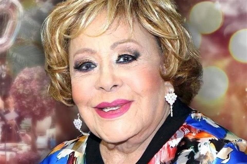 La actriz Silvia Pinal fue hospitalizada por Covid-19, le colocarán catéter para evitar complicaciones cardíacas.