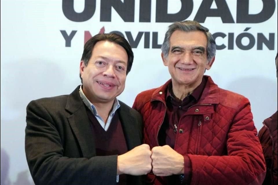 Mario Delgado (izq.), líder nacional de Morena, y Américo Villarreal, candidato a la Gubernatura de Tamaulipas.