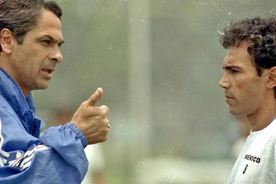 Mejía Barón convocó a esa concentración a Hugo Sánchez.