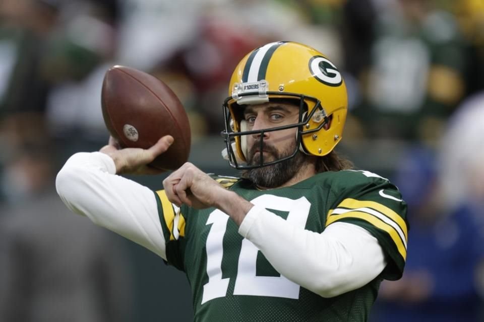 Rodgers superó a Favre en la victoria de los Packers.