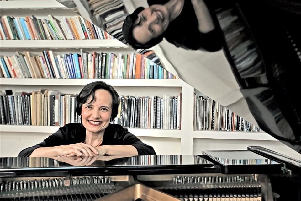'Intuitivamente supe que a través de la música podía estar cerca de Dios y hacer el bien', cuenta Treviño.