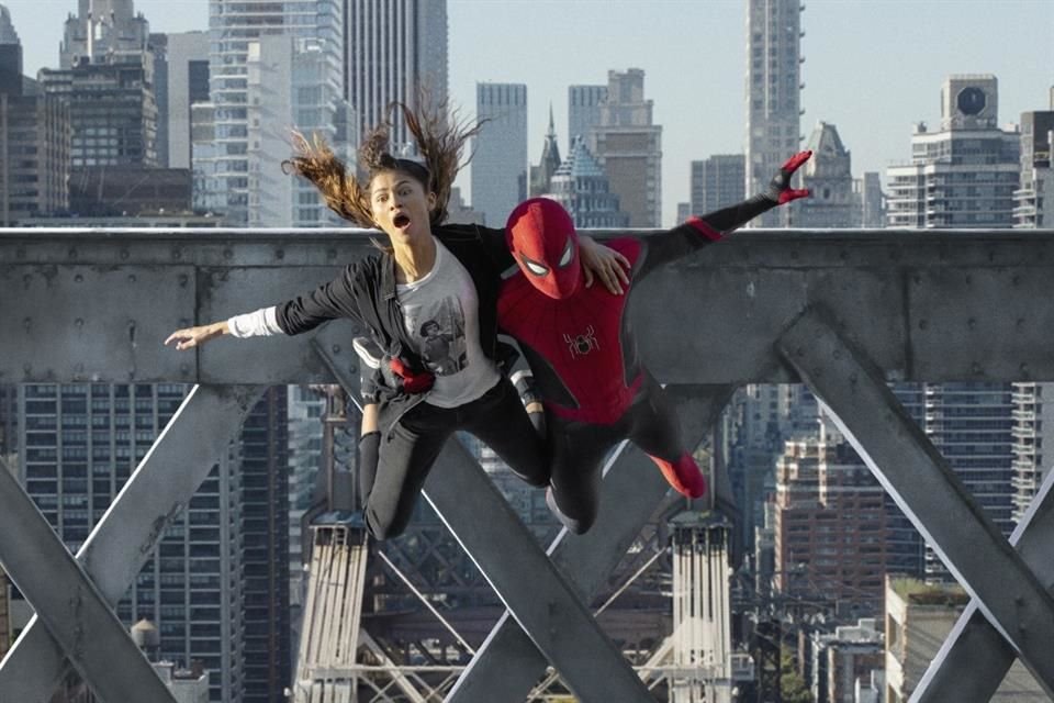 Con lo recaudado este fin de semana, la cinta 'Spider-Man: Sin Camino a Casa' rebasará los mil millones de dólares en el mundo.