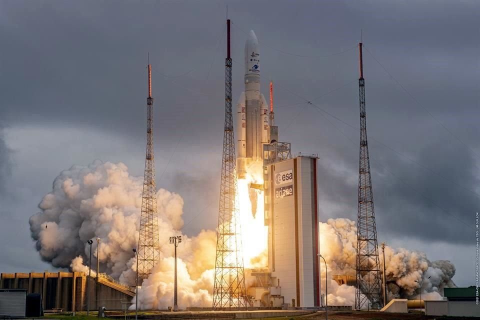 La nave espacial que transporta al telescopio fue lanzada la mañana del pasado 25 de diciembre.