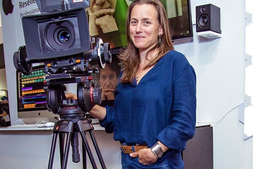 Natalia Almada es una de las mujeres mexicanas que han ayudado a romper las barreras de la industria cinematográfica nacional.