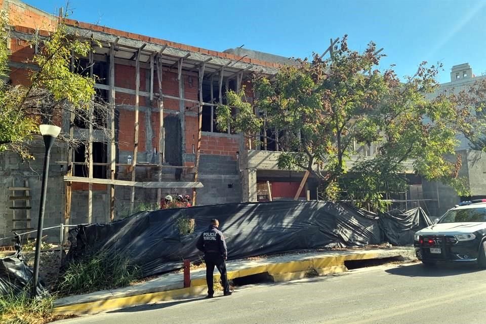 El accidente fue reportado alrededor de las 11:00 horas en la calle Rubí, entre Avenida Los Ángeles y Privada Rubí, en la Zona Pedregal del Valle.