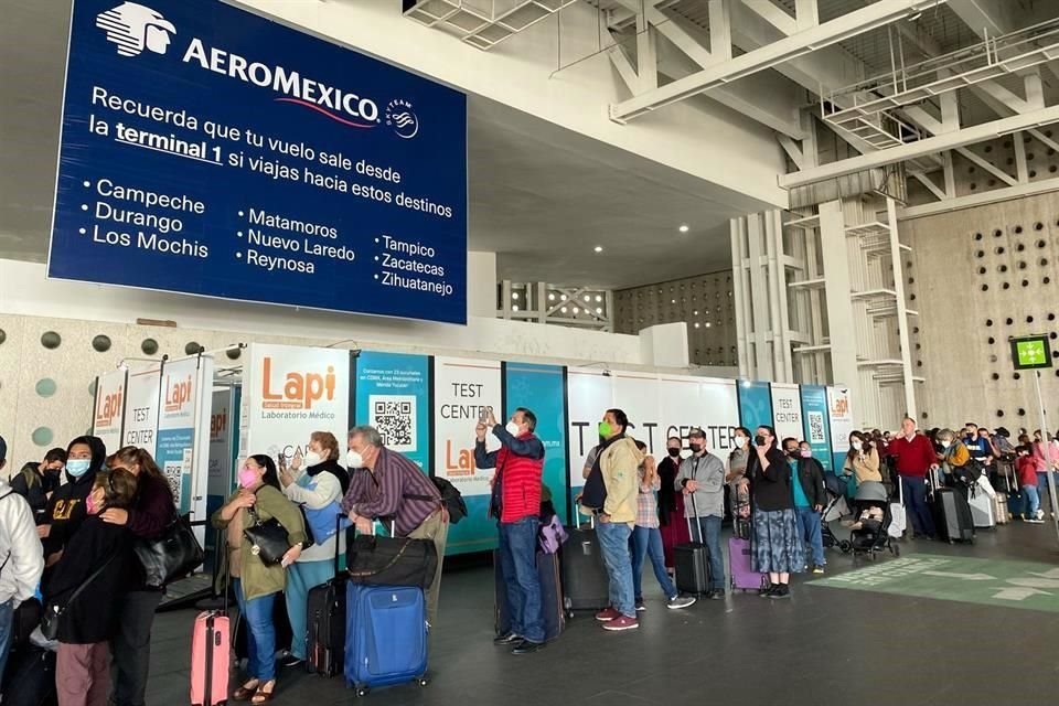 Aeroméxico suma hoy 61 vuelos desde AICM e internacionales modificados debido a contagios de Covid-19 de pilotos y sobrecargos.