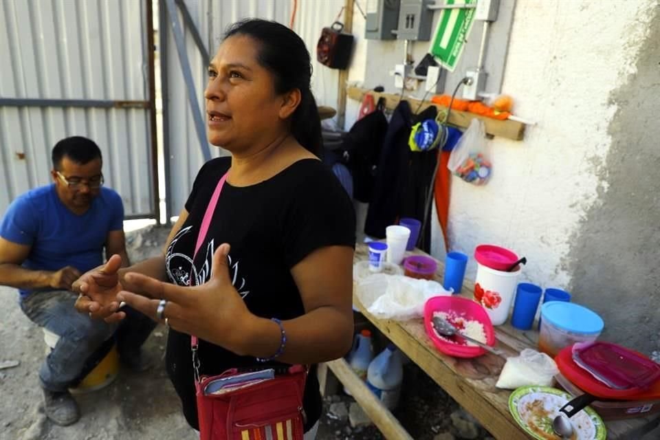 Luisa Angélica espera que respeten en la construcción las capillas que había, pero no han podido hablar de eso.