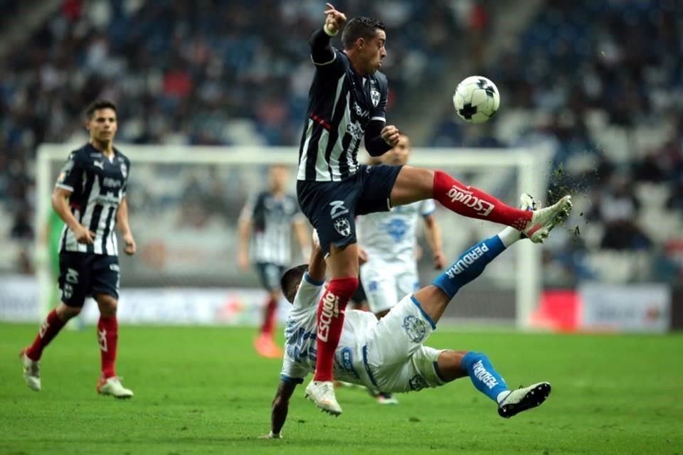 En el segundo tiempo, Rayados intentó abrir el marcador, pero le resultó imposible.