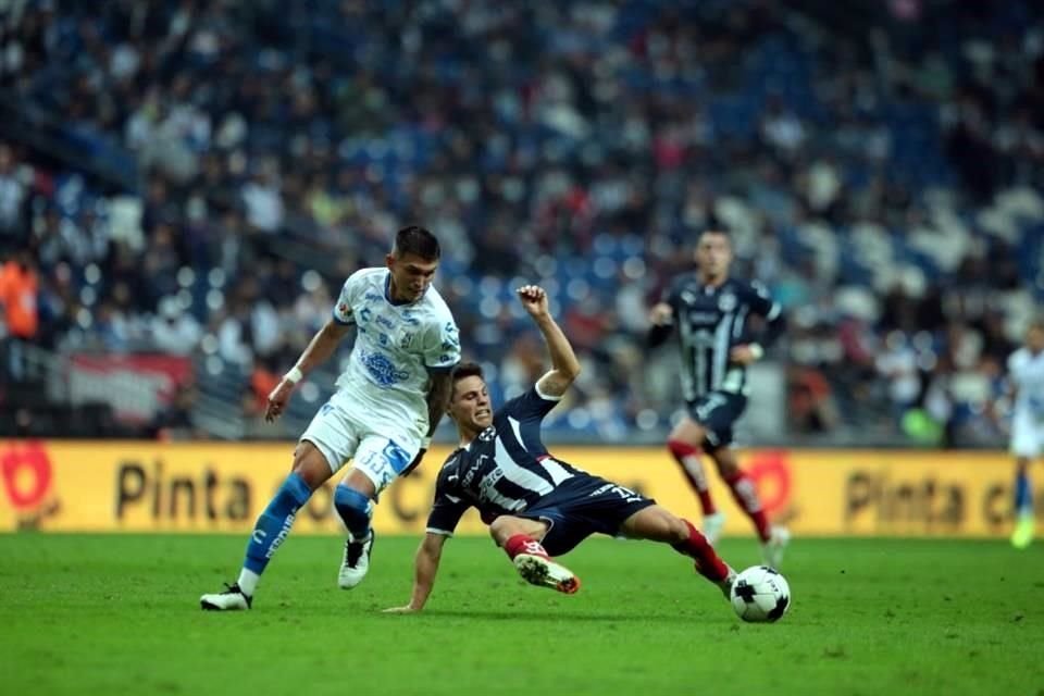 En el segundo tiempo, Rayados intentó abrir el marcador, pero le resultó imposible.