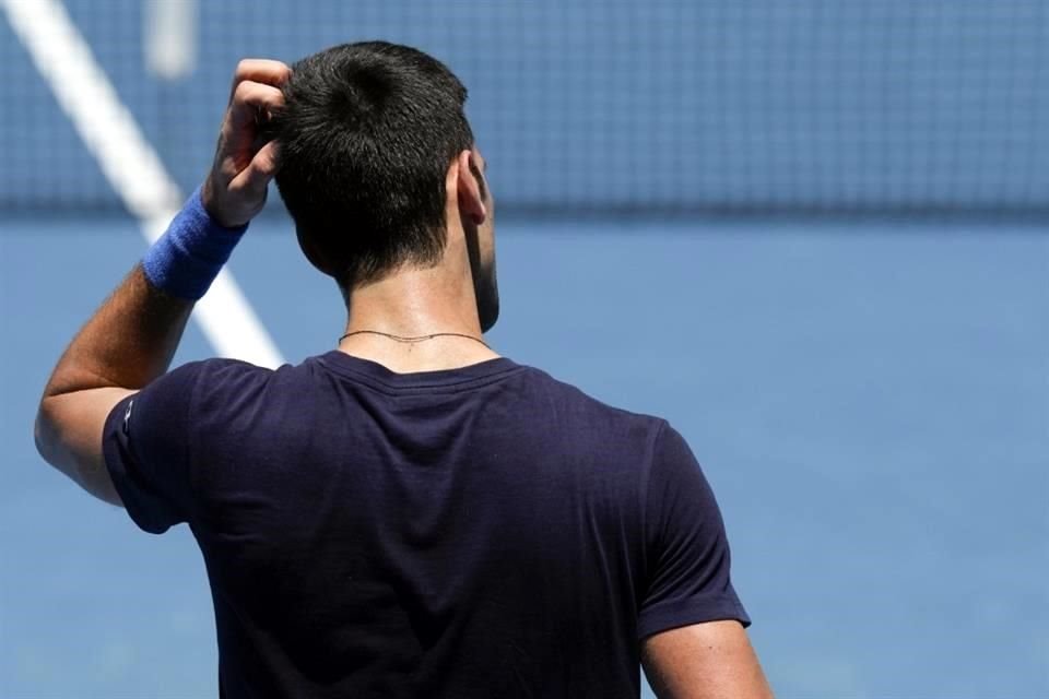 Novak Djokovic apareció en el cuadro del Australian Open 2022, pero su participación aún no es segura.