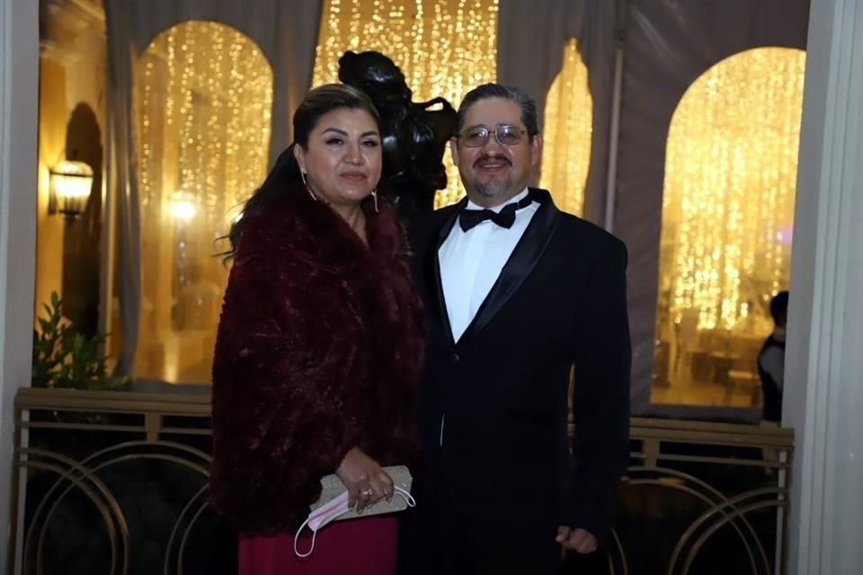 Juany Solano y Jaime Hernández