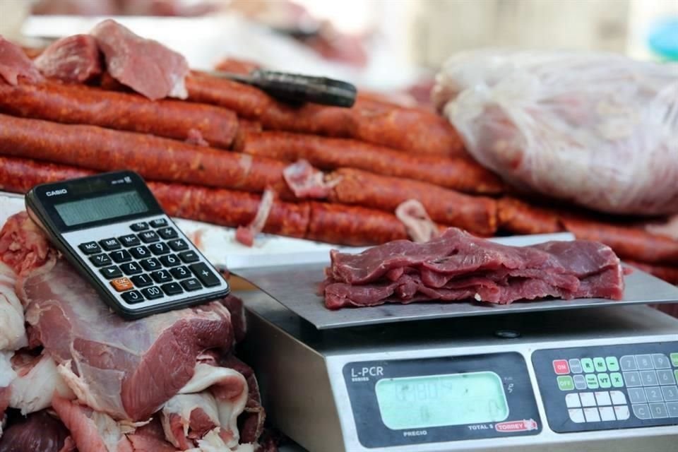 En 2023 se consumieron alrededor de 10 millones 317 mil toneladas de carne en México.