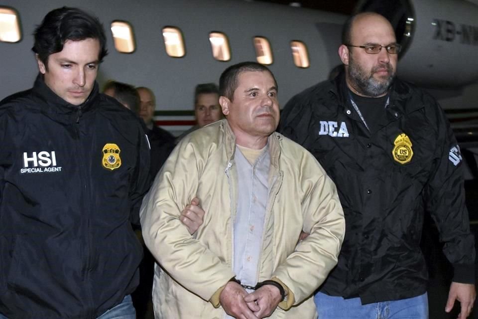 El narcotraficante Joaquín 'El Chapo' Guzmán solicitó al juez Brian Cogan un nuevo juicio al alegar que extradición a EU fue ilegal.