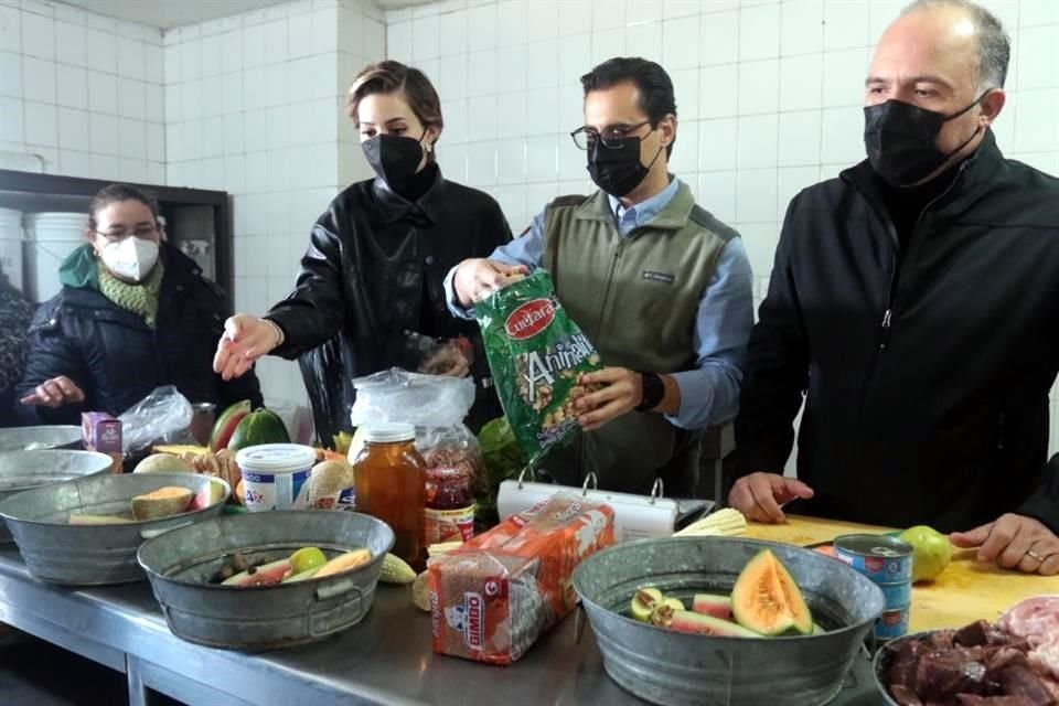 Hubo acceso al área de preparación de los alimentos para los animales. Indicaron que mensualmente se gasta un millón de pesos en la comida.