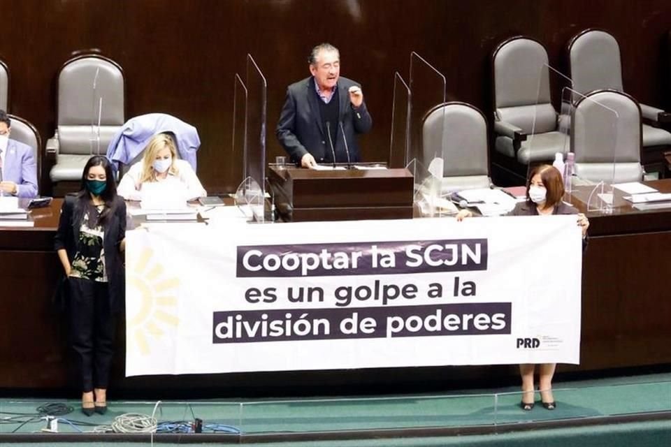 La Oposición acusó que ampliación es un golpe a la división de poderes.