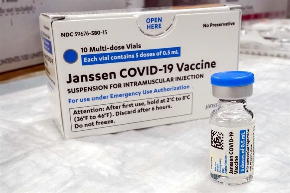 La vacuna es distribuida por Janssen, la filial de vacunas de Johnson & Johnson.