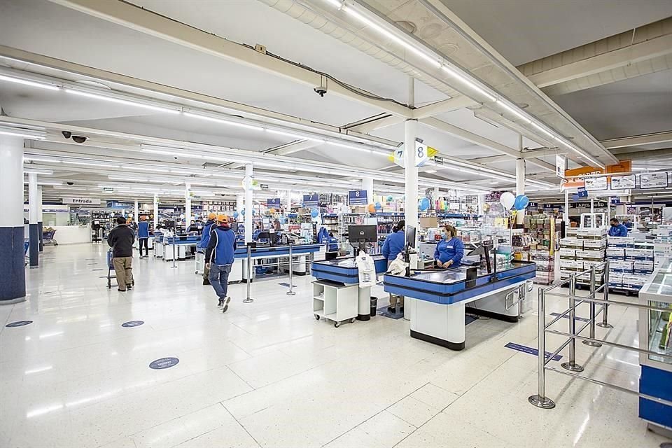 ADOSA ofrece 20 mil artículos en sus cuatro divisiones: Artículos de Oficina, Papelería y Escolares, Cómputo, Electrónica y Consumibles, así como Artes Gráficas.