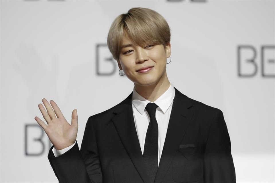 Jimin, miembro del grupo BTS, sufrió una apendicitis aguda el domingo, por la cual fue sometido a cirugía; dio positivo a la Covid-19 estando hospitalizado.