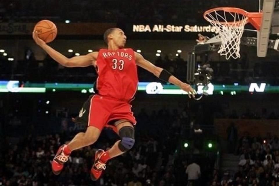 El ex jugador de Fuerza Regia, Jamario Moon, participó en el Concurso de Clavadas de la NBA en el 2008.