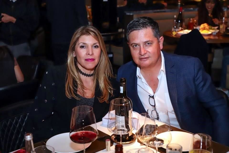 Mónica de Galindo y Gabriel Galindo
