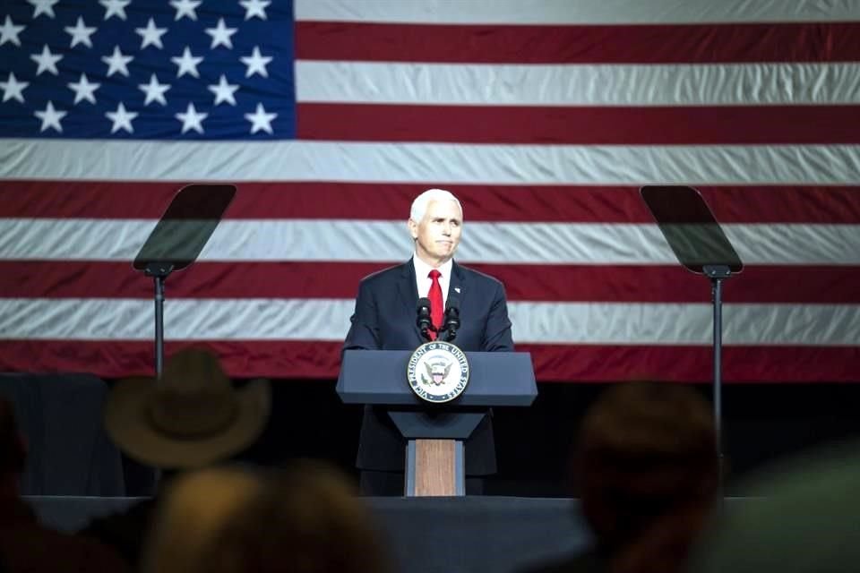 El ex Vicepresidente Mike Pence dijo que no tenía derecho a anular las elecciones de 2020, como ha afirmado falsamente el ex Presidente Donald Trump.