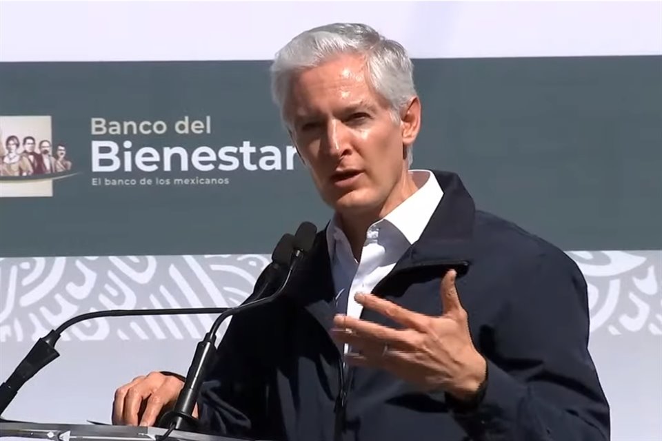 Alfredo del Mazo, Gobernador del Estado de México reconoció que los trabajos para conectar con el AIFA van a 'marchas intensas'. 