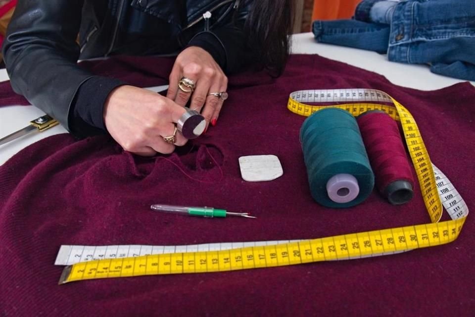 De acuerdo con la Sedema, durante 2020 se generaron 37.1 toneladas de residuos textiles en la Capital.