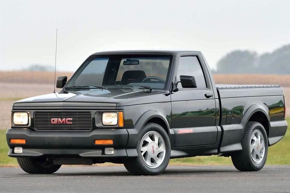 Montaba un motor V6 4.3 litros Voctec turbocargado modificado con componentes de Corvette C4.