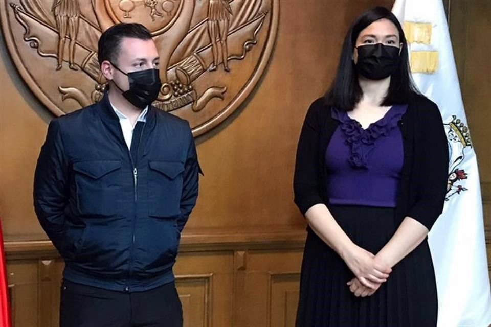 El Alcalde regio, Luis Donaldo Colosio, participó en la designación de Deisy Hernández Moreno como titular.