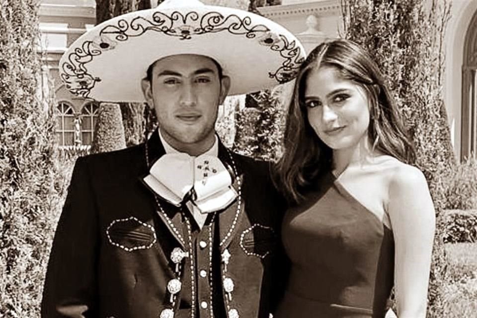 Diego con su novia, Paloma Márquez, en Las Nubes