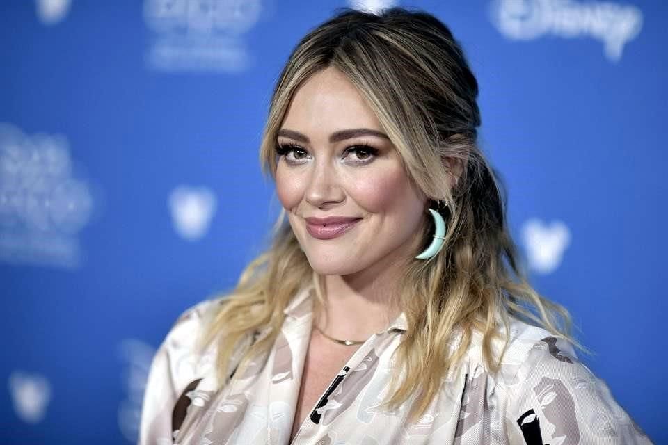 La actriz Hilary Duff se convirtió en madre por tercera ocasión, el 24 de marzo, con la llegada de una niña a la que llamó Mae James Bair.