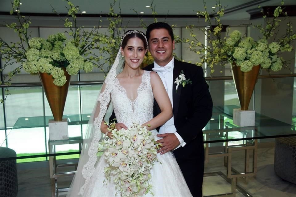 Melissa Andrea Martínez Peña y Óscar Alejandro Salazar Burnes