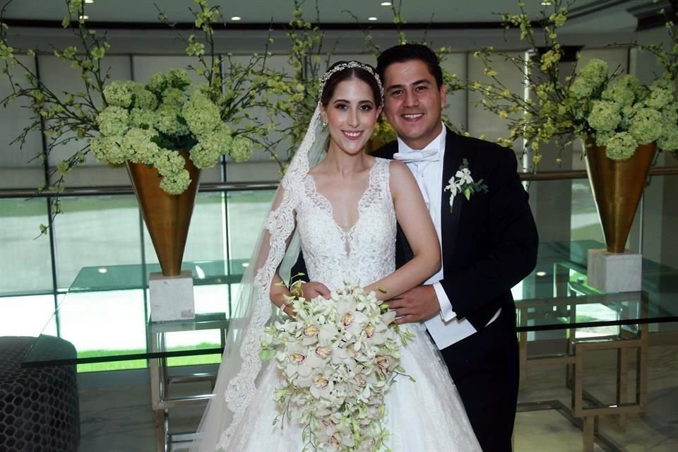 Melissa Andrea Martínez Peña y Óscar Alejandro Salazar Burnes