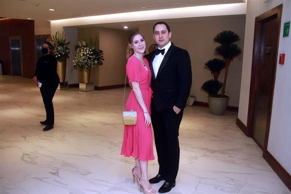 Catalina Villarreal y Rogelio Montemayor   ana
