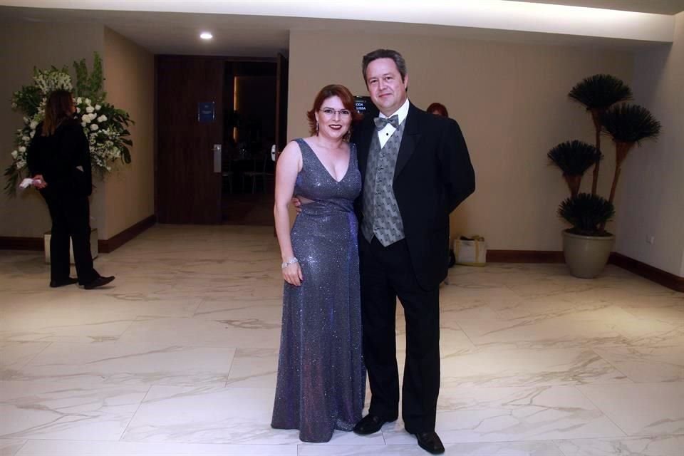 Yadira Garza y Oziel Garza