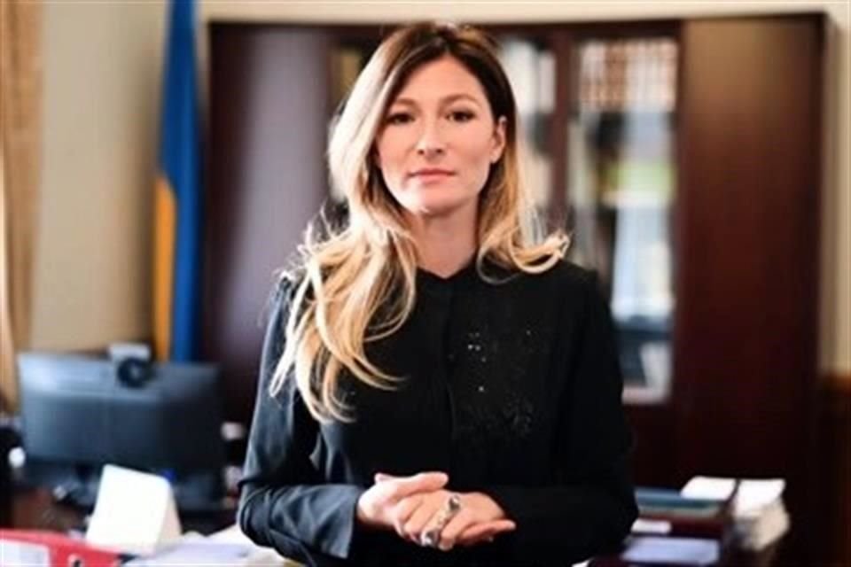 Emine Dzhaparova es Primera Viceministra de Asuntos Exteriores de Ucrania.