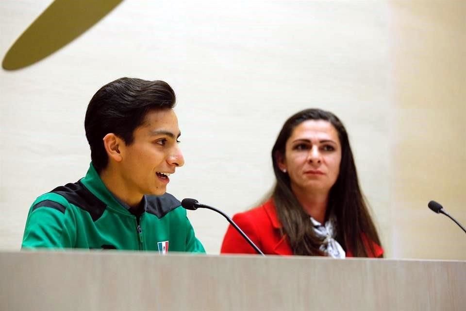Donovan Carrillo regresó este miércoles de Beijing, luego de su participación en los JO de Invierno.