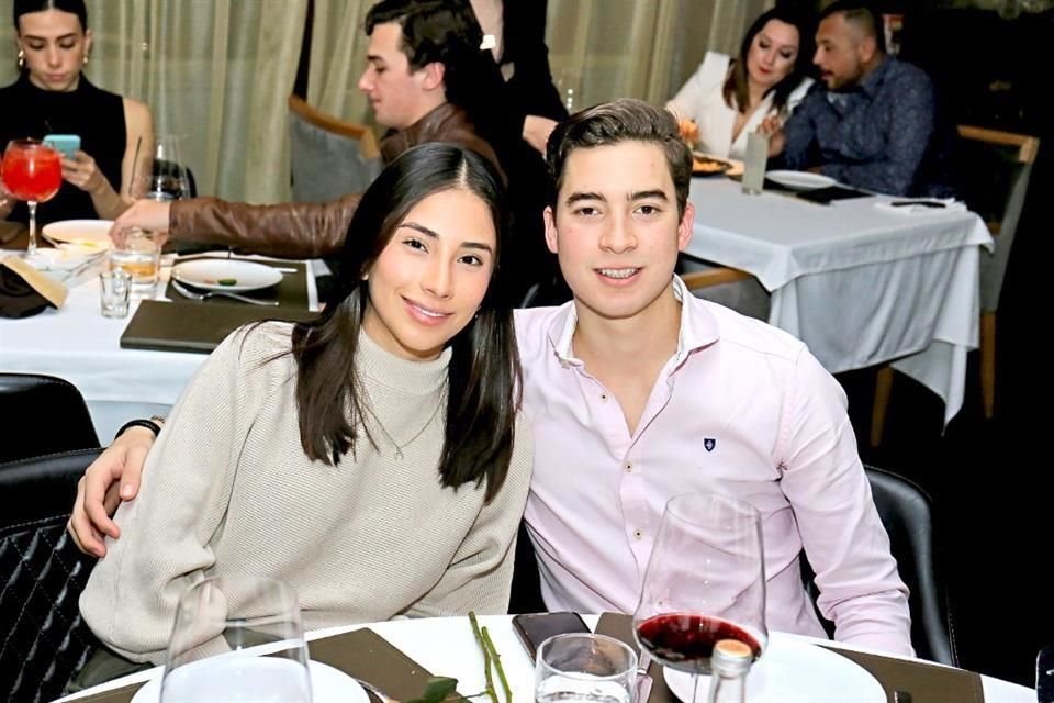 Itzie Herrera y Sebastián Valdez