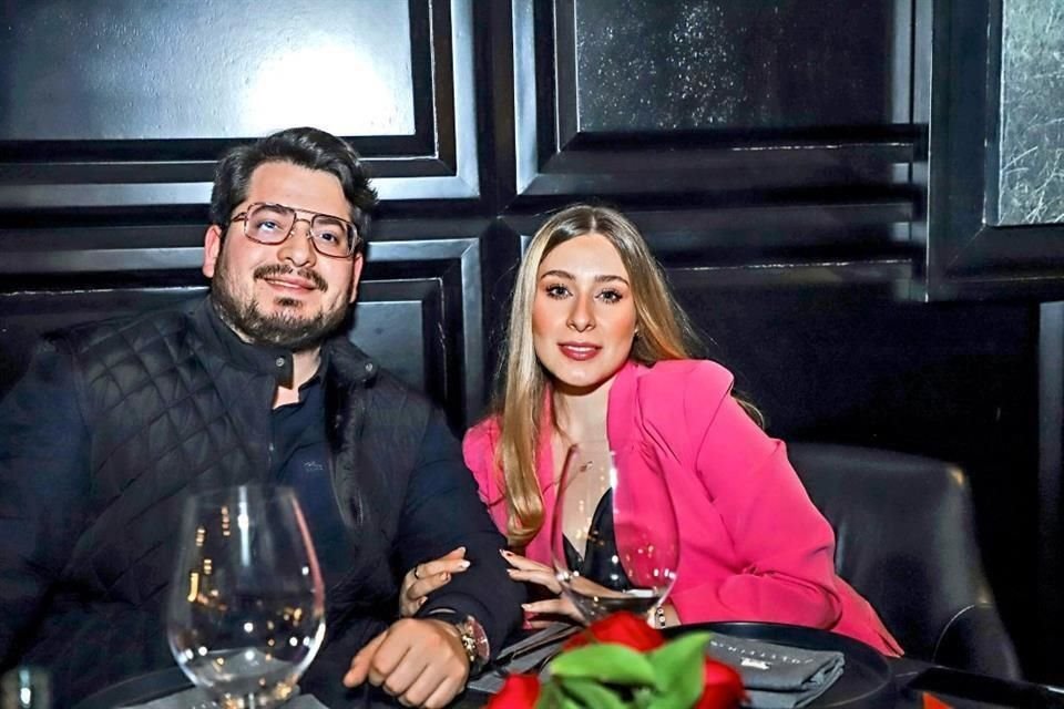 Luis Herrera y Sofía Velázquez