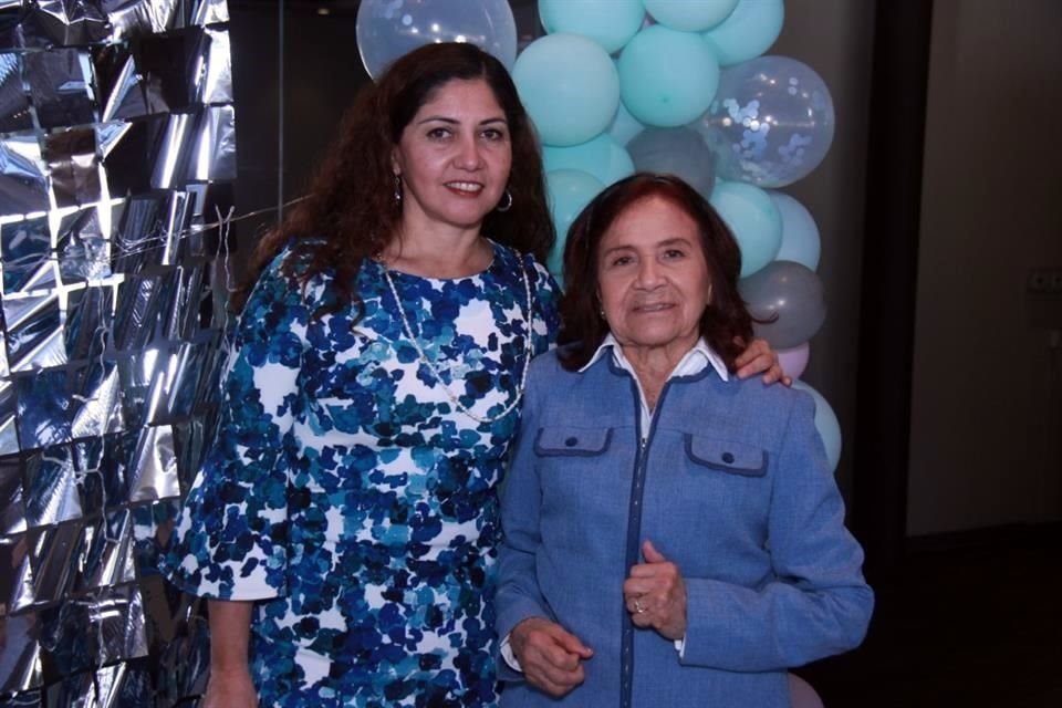 Elsa Alonso de Echávarri y Guadalupe Contreras Galván