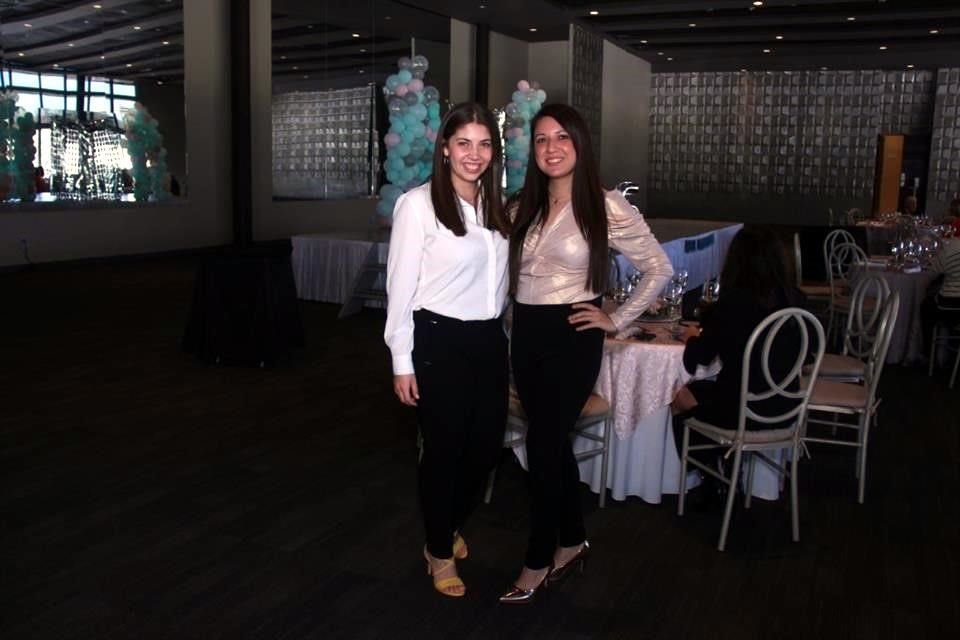 Brenda Echávarri y Evelyn Alonso