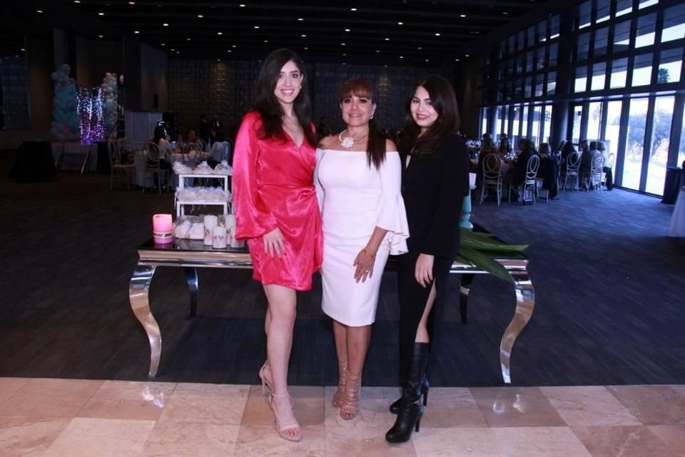 Dalia Mariana Cantú Alonso, Lupita Alonso de Cantú y Melissa Cantú Alonso