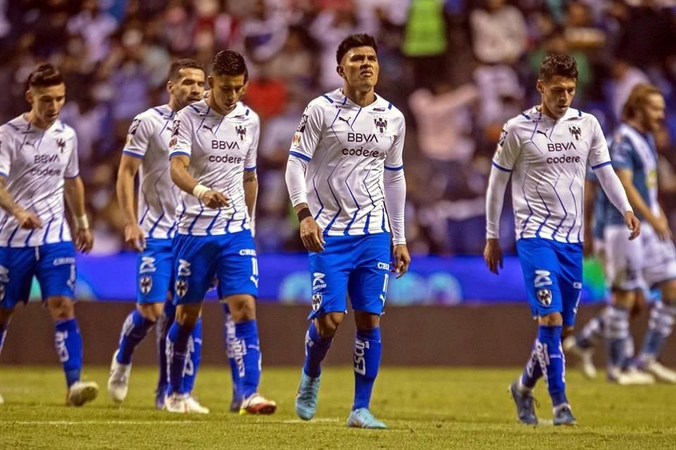 Rayados sigue sin convencer.