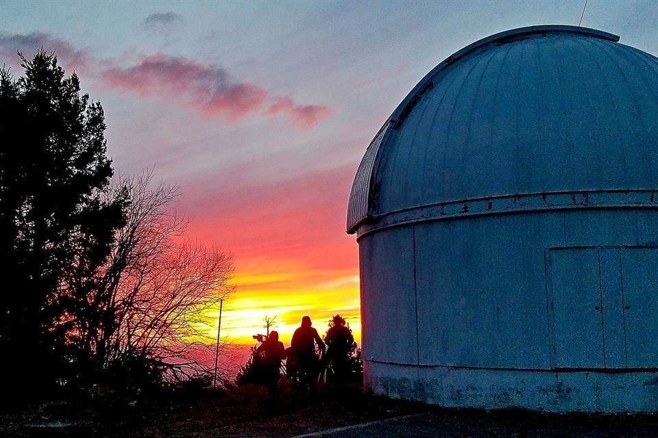 Astroturistas