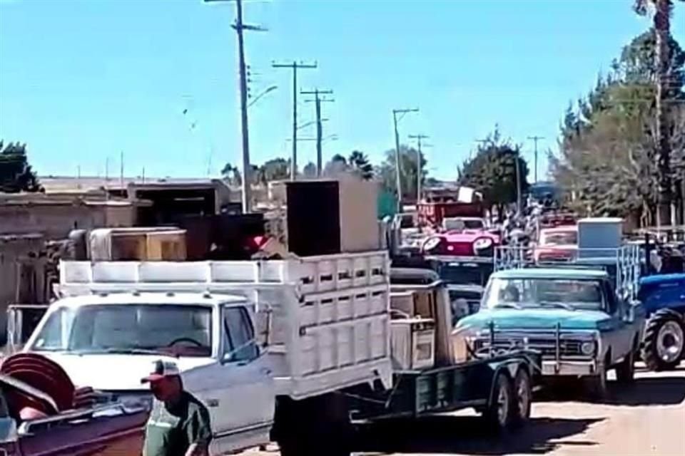 Habitantes regresaron a Palmas Solas, en Zacatecas, para empacar sus cosas y volver a huir, como hicieron hace un año por la violencia.